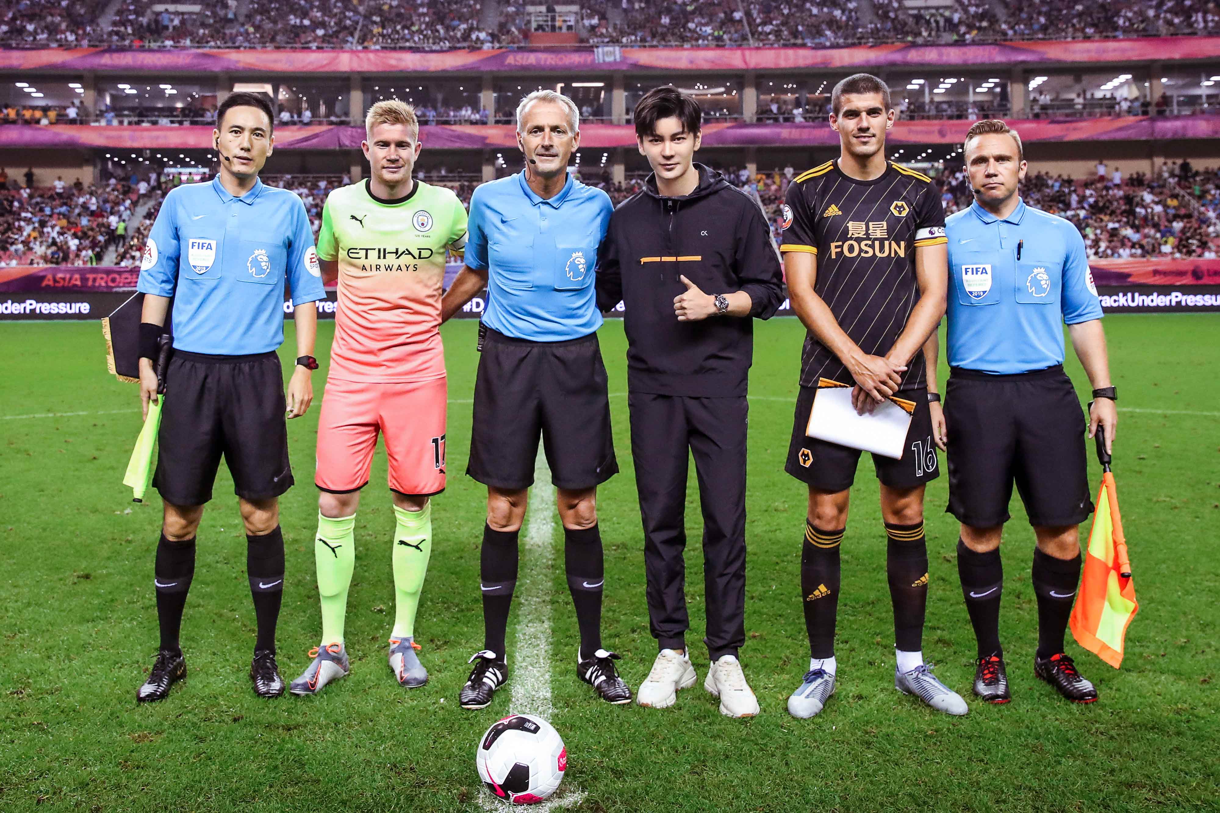 詹姆斯退役 詹姆斯退役