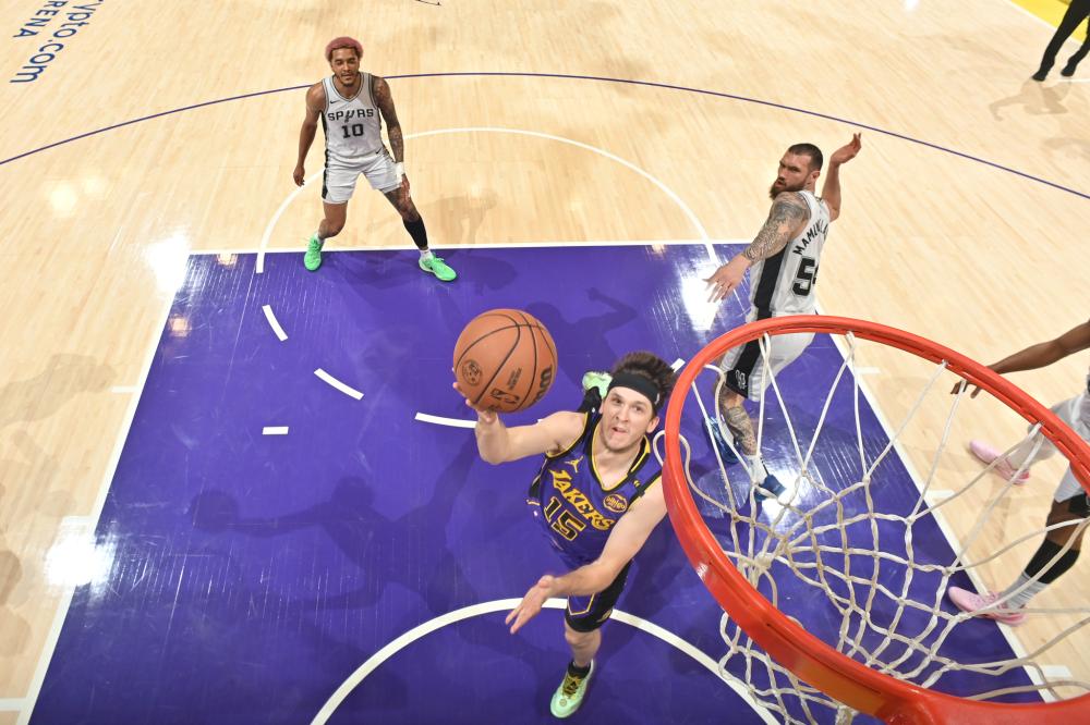 竟然模仿起 竟然模仿起