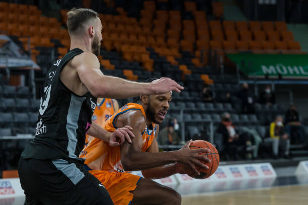 赛季初期 赛季初期